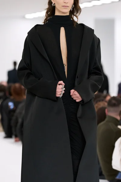 Look 34